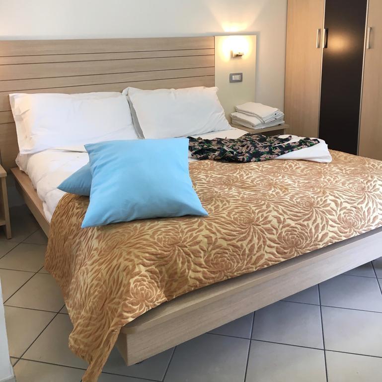 ריצ'יונה Residence Il Tulipano מראה חיצוני תמונה