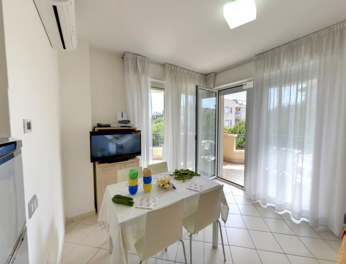 ריצ'יונה Residence Il Tulipano מראה חיצוני תמונה
